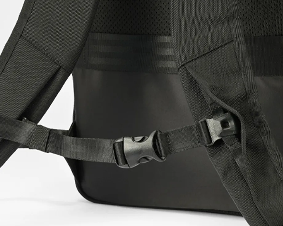 ガジェタブレCB2のチェストベルトの画像